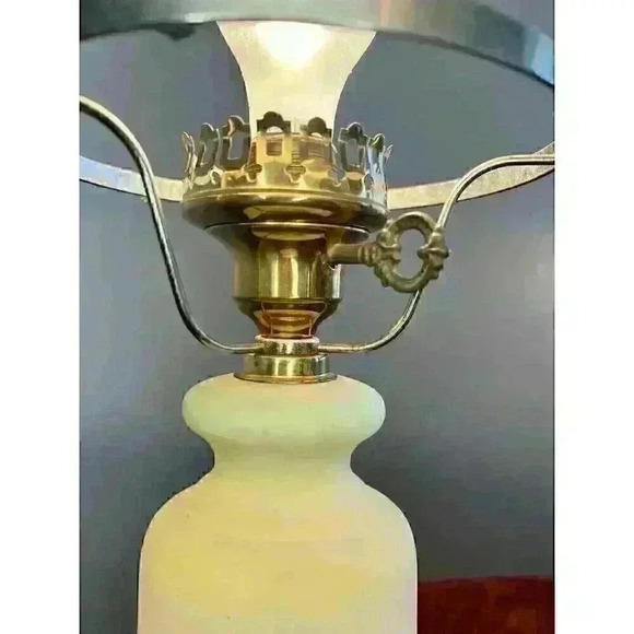 Vintage Hurricane Lamp GWTW Frosted Glass with Green Brown Leaves 3 way No Shade - Picture 4 of 5